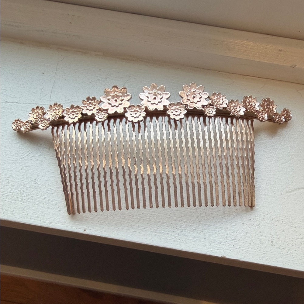 Anthropologie Rose Gold Floral Hair Comb